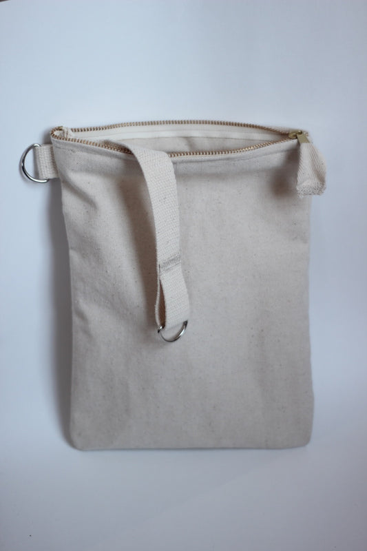 Small Ecru Zipper Bag